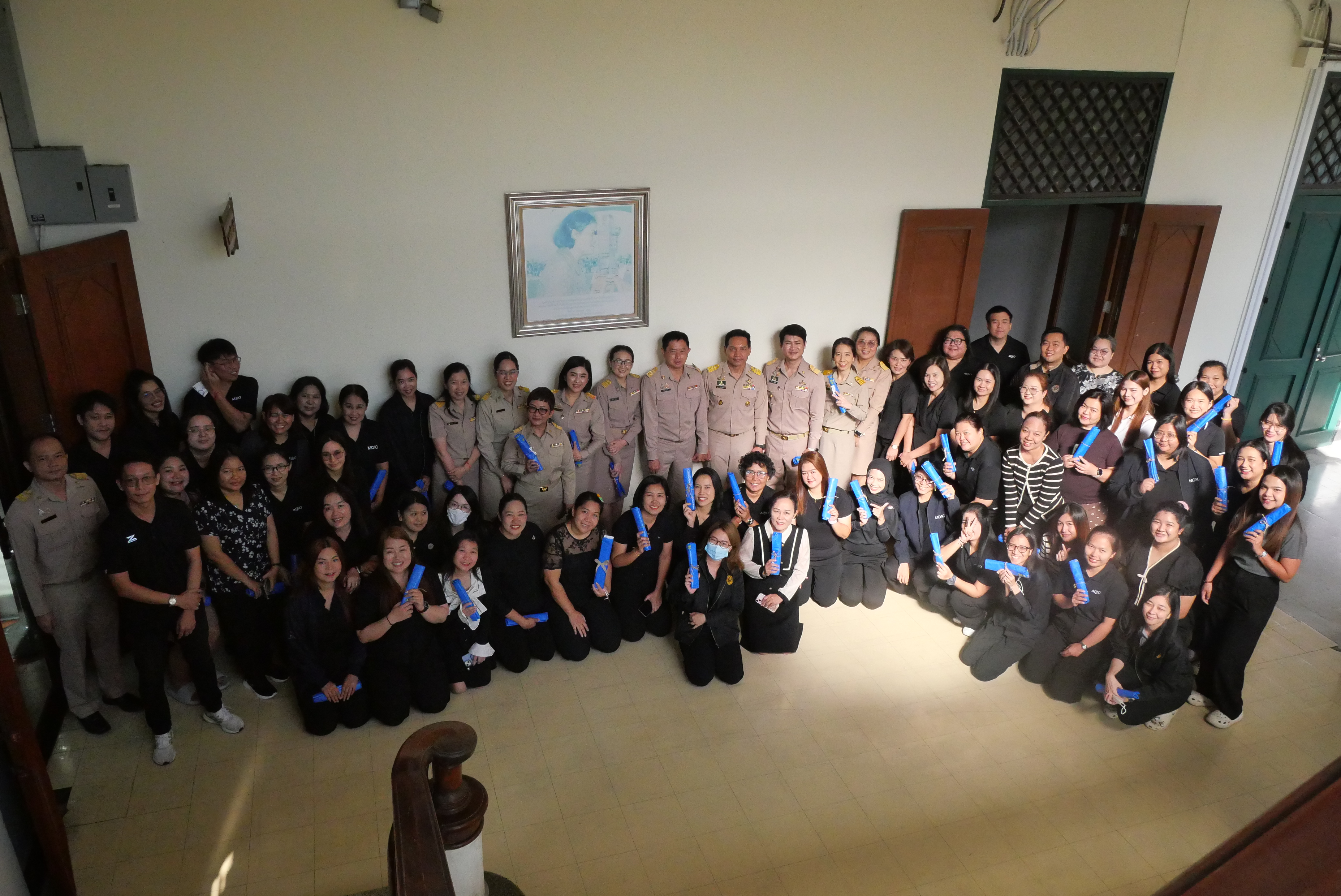 title - ส.ป.ก. ร่วมกัน สวัสดีปีใหม่ ผู้บริหารสำนักงานการปฏิรูปที่ดินเพื่อเกษตรกรรม พร้อมรับพรต้อนรับปีใหม่ 2569